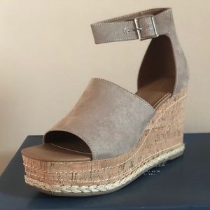 New w/o box, Wedge Heels Julianna Cork, Size 11